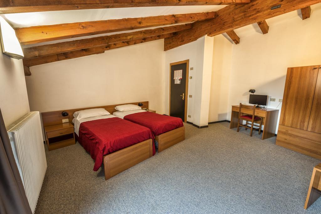 Hotel Drago Mezzocorona Bagian luar foto