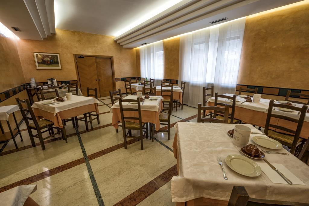 Hotel Drago Mezzocorona Bagian luar foto