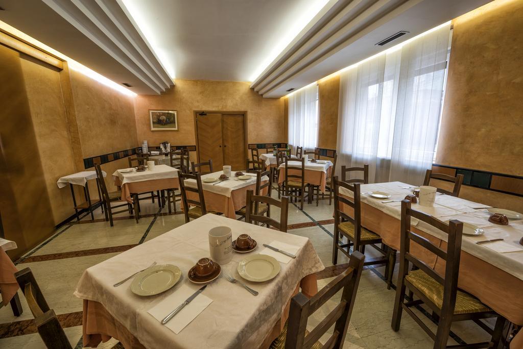 Hotel Drago Mezzocorona Bagian luar foto